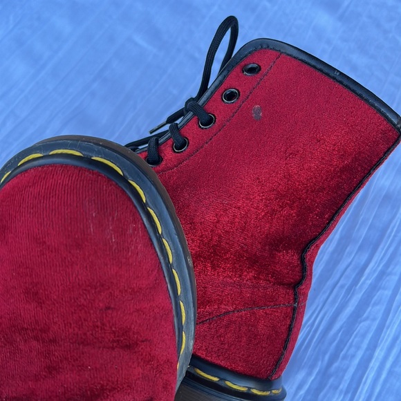 🏴 Dr. Martens MIE Vintage Red Velvet Boots UK 5 - Picture 17 of 17